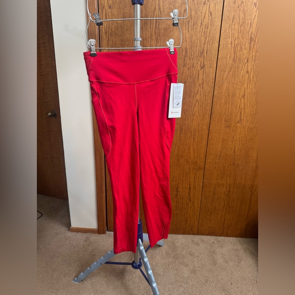 Lululemon Athletica Fast and free HR Tight 25” *pockets - Picture 7 of 13